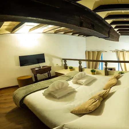 Domus Pellegrino Heart Of Appartement